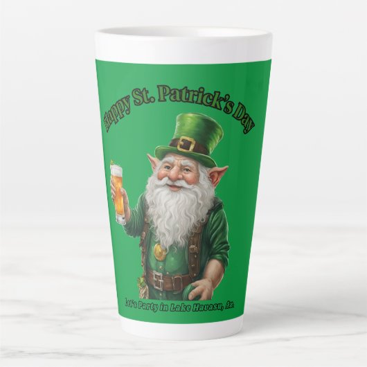 セントパトリックの日アズのハバス湖で。 カフェラテマグ (正面)