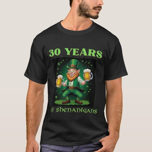 セントパトリックの30歳の誕生日お祝い Tシャツ (正面)