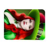 セントパトリックスデイウーマンinグリーントファト マグネット (横)