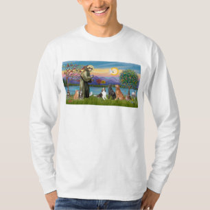 セントフランシス-犬3匹、猫2匹+++ Tシャツ
