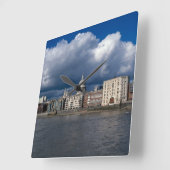 セントポールのカテドラル スクエア壁時計 (傾斜)