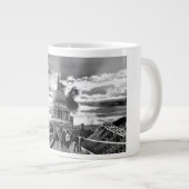 セントポール大聖堂ロンドン – マグス ジャンボコーヒーマグカップ (正面右)