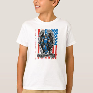 セントマイケルの警察は戦いの私達を守ります Tシャツ