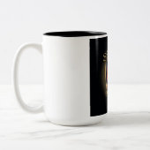 セントマイケルは大天使戦いの米国を守ります ツートーンマグカップ (左)