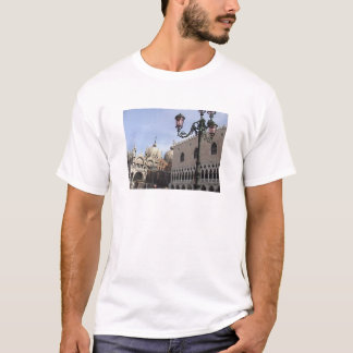 セントマークのスクエア Tシャツ