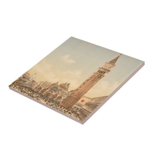 セントマークのスクエアII、ベニス、イタリアのコンサート タイル (側面)