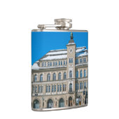 セントモリッツの市庁舎 フラスク (右)