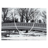 セントラル・パークの弓橋写真 ラージペーパーバッグ (裏面)