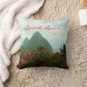 セントルシアのPitonsの枕 クッション (ブランケット)