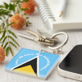 セントルシア国旗の青い黄色の国歌フレーズタイポグラフィ キーホルダー (正面右)