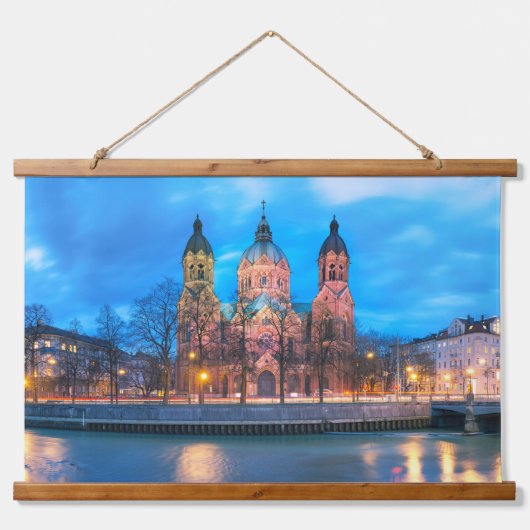 セントルーカスチャーチドイツ 吊り下げ型タペストリー (正面)