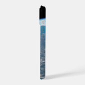 セントローレンス湾とカナダ。 iPhone 15ケース (左側面)