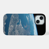 セントローレンス湾とカナダ iPhone 15ケース (裏面横)