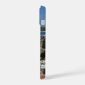 セント・トーマス島の岩場のビーチ iPhone 15ケース (左側面)