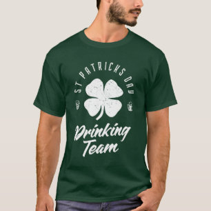 セント・パトリックの日の飲みチーム Tシャツ