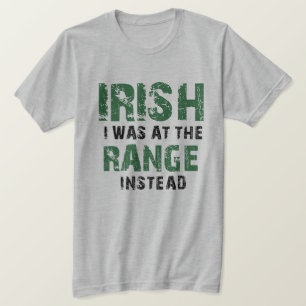 セント・パトリックの日をテーマにした銃の愛好家のシャツ Tシャツ