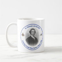 セント·パトリックの4番ロゴを両側に貼ったコーヒーマグ