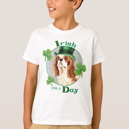 セント・パトリック・デイ・カヴァリエ Tシャツ (正面)