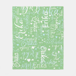セージで繰り返されるロマンチックな名前と可愛いハート フリースブランケット