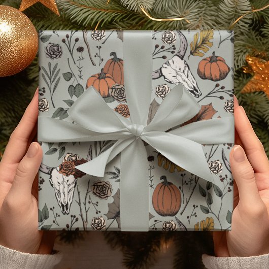 セージエレガントグリーン秋収穫及び牛のスカル ラッピングペーパー