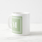 セージエレガントグリーン色ブロックフレームモノグラム コーヒーマグカップ (正面左)