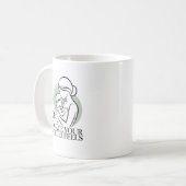 セージカラーの母と子のシルエット マントラ コーヒーマグカップ (正面左)