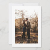 セージグリーンとホワイトのカップル写真 ウェディング 招待状 (裏面)