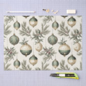 セージグリーンと金ゴールドクリスマスオーナメント 薄葉紙 (クラフト)