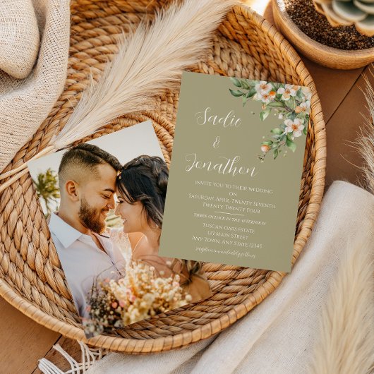 セージグリーンの春の花の写真の結婚式招待状 招待状