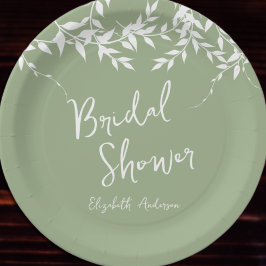 セージグリーンの植物の葉を使ったブライダルシャワー ペーパープレート