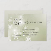 セージグリーンの背景に雪の結晶 RSVPカード(セージグリーンの裏地付き) 出欠カード (正面/裏面)