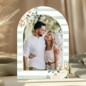 セージグリーンアイボリーフローラムーンアーチブライダルシャワー 招待状