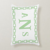 セージグリーンスクエアギリシャ鍵モノグラム アクセントクッション (正面(垂直))