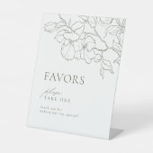 セージグリーンフローラ結婚式の引き出物お願い1つ 台座サイン (正面)