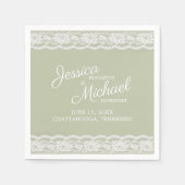 セージグリーンホワイトレース結婚の名前の日付 スタンダードカクテルナプキン (正面)