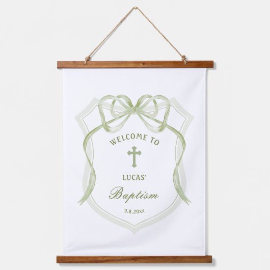 セージグリーンボウクレストバプティスウェルカム 吊り下げ型タペストリー (正面)