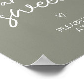 セージグリーンボホミニマリストベビーは甘い ポスター (角)