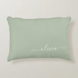 セージグリーンミニマルモダンリストモノグラエレガントム アクセントクッション<br><div class="desc">Sage Green Minimalist Monogramコレクションモダンの紹介エレガント：穏やかな洗練と時代を超越したエレガンスで、あなたの美意識を高める。私たちのコレクションは、あなたの個人スタイルに合わせた洗練されたモノグラムによって補完された穏やかな緑の色合いのミニマルなデザインを紹介する。洗練された文房具から多彩なアクセサリーまで、コレクション内の各作品は、どんな場面でも表現できるように細心の注意を払って作られている。あなたは名刺、レターヘッド、あるいは味わい深いホームデザインを求める場合でも、私たちのミニマルなデザインはプロ意識と洗練を醸し出すクリーンで美コンテンポラリーしい外観を提供している。Sage Green Minimalist モダン Monogram Collectionは、その落ち着いたカラーパレットとミニマルな魅力を備えエレガント、シンプルさの美しいを味わう人に最適なコレクションである。エレガンスで自分のパーソナライズされたマークを作り、洗練の本質を受け入れモダンなさい。ビジネス用でも個人用でも、トレンドを超えスタイリッシュて、その控えめな魅力に魅了されるソリューションを提供。</div>
