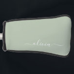セージグリーンミニマルモダンリストモノグラエレガントム ゴルフヘッドカバー<br><div class="desc">Sage Green Minimalist Monogramコレクションモダンの紹介エレガント：穏やかな洗練と時代を超越したエレガンスで、あなたの美意識を高める。私たちのコレクションは、あなたの個人スタイルに合わせた洗練されたモノグラムによって補完された穏やかな緑の色合いのミニマルなデザインを紹介する。洗練された文房具から多彩なアクセサリーまで、コレクション内の各作品は、どんな場面でも表現できるように細心の注意を払って作られている。あなたは名刺、レターヘッド、あるいは味わい深いホームデザインを求める場合でも、私たちのミニマルなデザインはプロ意識と洗練を醸し出すクリーンで美コンテンポラリーしい外観を提供している。Sage Green Minimalist モダン Monogram Collectionは、その落ち着いたカラーパレットとミニマルな魅力を備えエレガント、シンプルさの美しいを味わう人に最適なコレクションである。エレガンスで自分のパーソナライズされたマークを作り、洗練の本質を受け入れモダンなさい。ビジネス用でも個人用でも、トレンドを超えスタイリッシュて、その控えめな魅力に魅了されるソリューションを提供。</div>