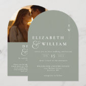 セージグリーンモノグラムQRコード写真ウェディングアーチ 招待状 (正面/裏面)