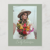 セージグリーンワイルドフラワーブライダルシャワー招待 (裏面)