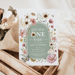 セージグリーンワイルドフラワー恋しく思オネダーフル1歳の誕生日 招待状