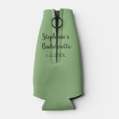 セージグリーン結婚クラスのバチェロレッテ好意ギフト ボトルクーラー (裏面)