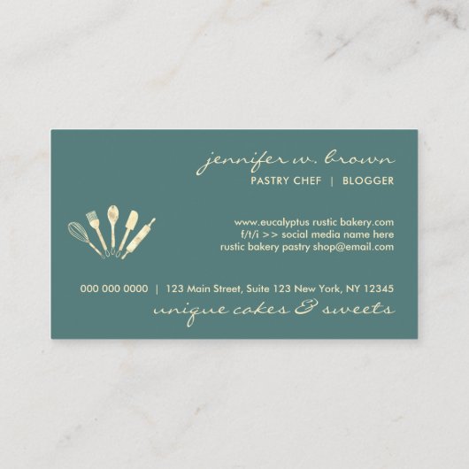 セージグリーン金ゴールドパティシシェフホームベーカリー 名刺 (裏面)