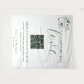 セージグリーン ウェディング | キャプチャー・ザ・ラブ サインQRコード タペストリー (正面(横))