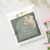 セージモダングリーンボヘミアンパンパスグラスミスター&ミセス フェイバーバッグ (封をした状態)