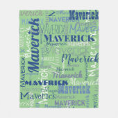 セージモダングリーン長名繰り返しパターン フリースブランケット (正面)