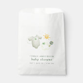 セージ男女兼用グリーンベビー服おもちゃシャワー フェイバーバッグ (正面)