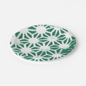 セージ緑と白の幾何学的パターン ペーパープレート (アングル)