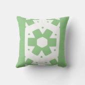 セージ緑と白の装飾 クッション (裏面)